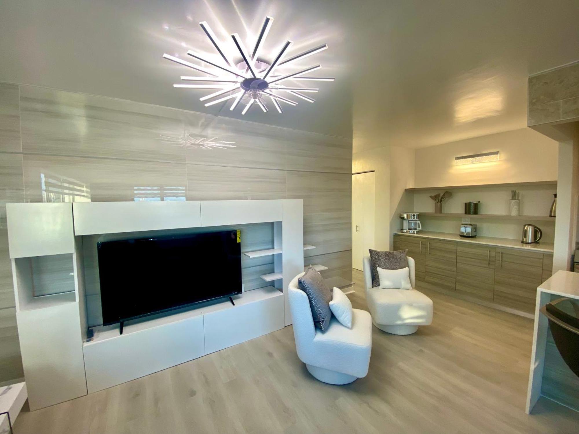 Panoramic Luxurious Waterfront One Bedroom Apartment With Miami Skyline View Free Parking 5Min Drive To Miami Beach Zewnętrze zdjęcie